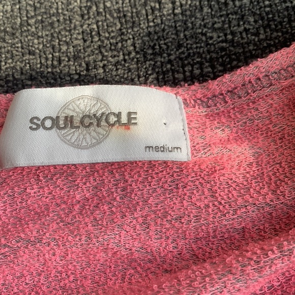 Soulcycle grey and pink long sleeve shirt - Picture 5 of 5